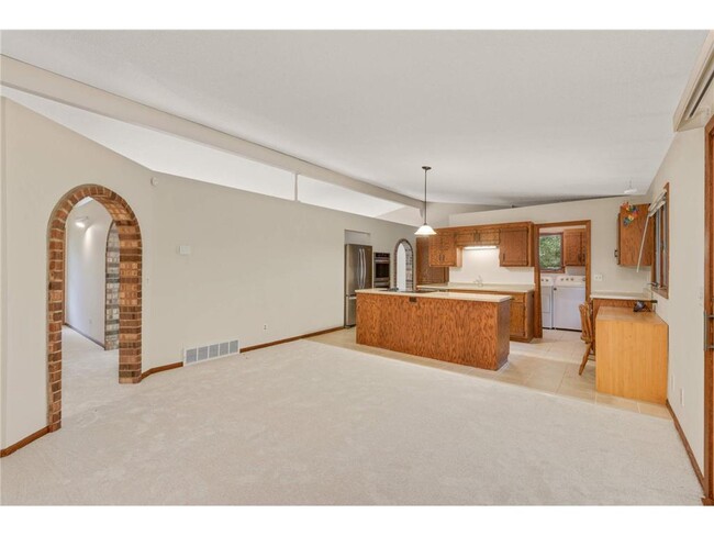 Building Photo - 8040 Lea Rd