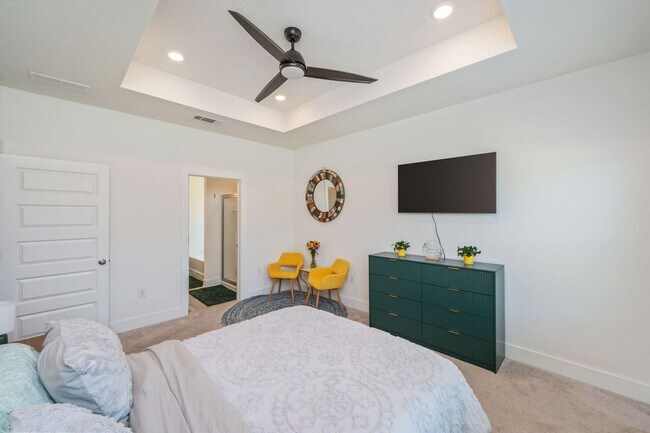 Building Photo - Modern Luxury Meets Everyday Comfort in This Beautiful 4 Bedroom!