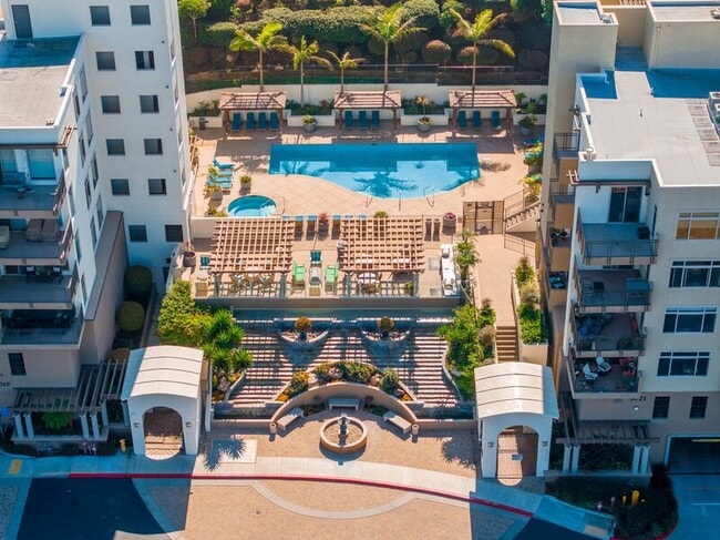 Building Photo - 1019 Costa Pacifica Way