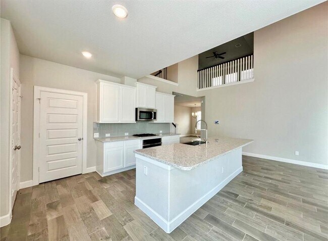 Building Photo - 6512 Cones Ln