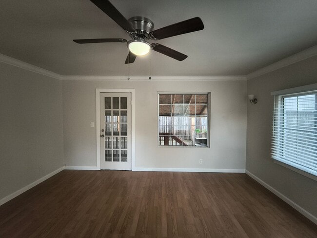 Building Photo - 2Bed/1Bath Single Family Home Located In Private Area Near East 14th St. San Leandro, Ca.