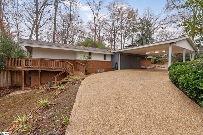 Building Photo - 103 Robinall Dr