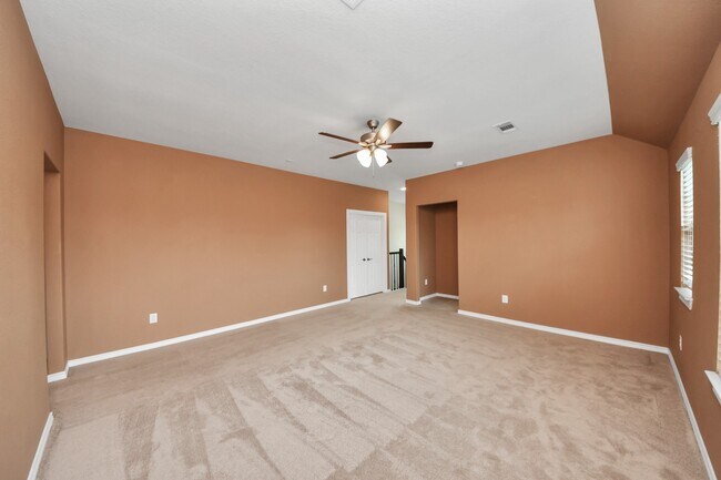 Building Photo - 28215 Shorecrest Ln
