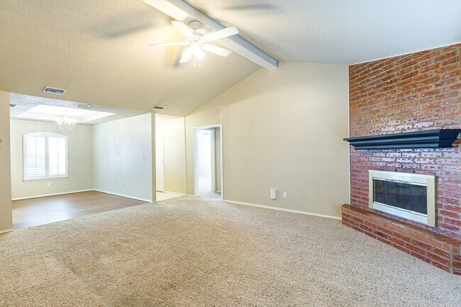 Building Photo - Wonderful Home in South Lubbock!