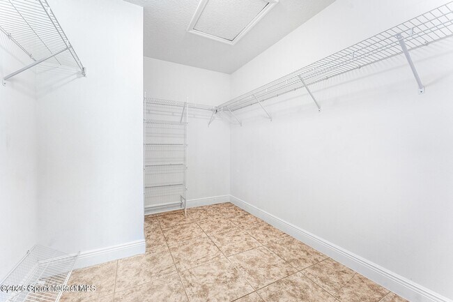 Building Photo - 3084 Constellation Dr