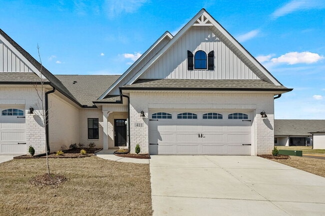 Building Photo - 411 Raleigh Elm Dr