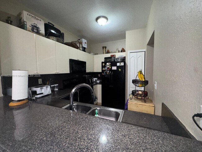 Building Photo - 7060 NW 177th St