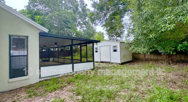 Building Photo - 601 Stone Dr