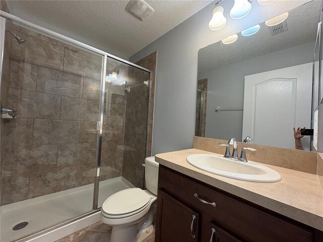 Building Photo - 2427 Willimette Dr