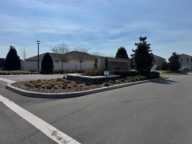 Building Photo - 916 August Sky Dr