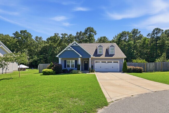 Building Photo - 233 Forester Dr