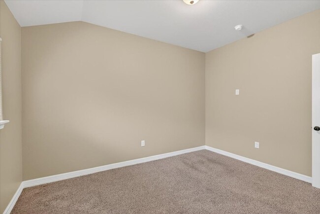 Building Photo - 6905 Anastasia Dr