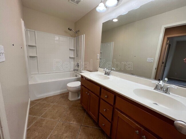 Building Photo - 1453 Antioch Ct