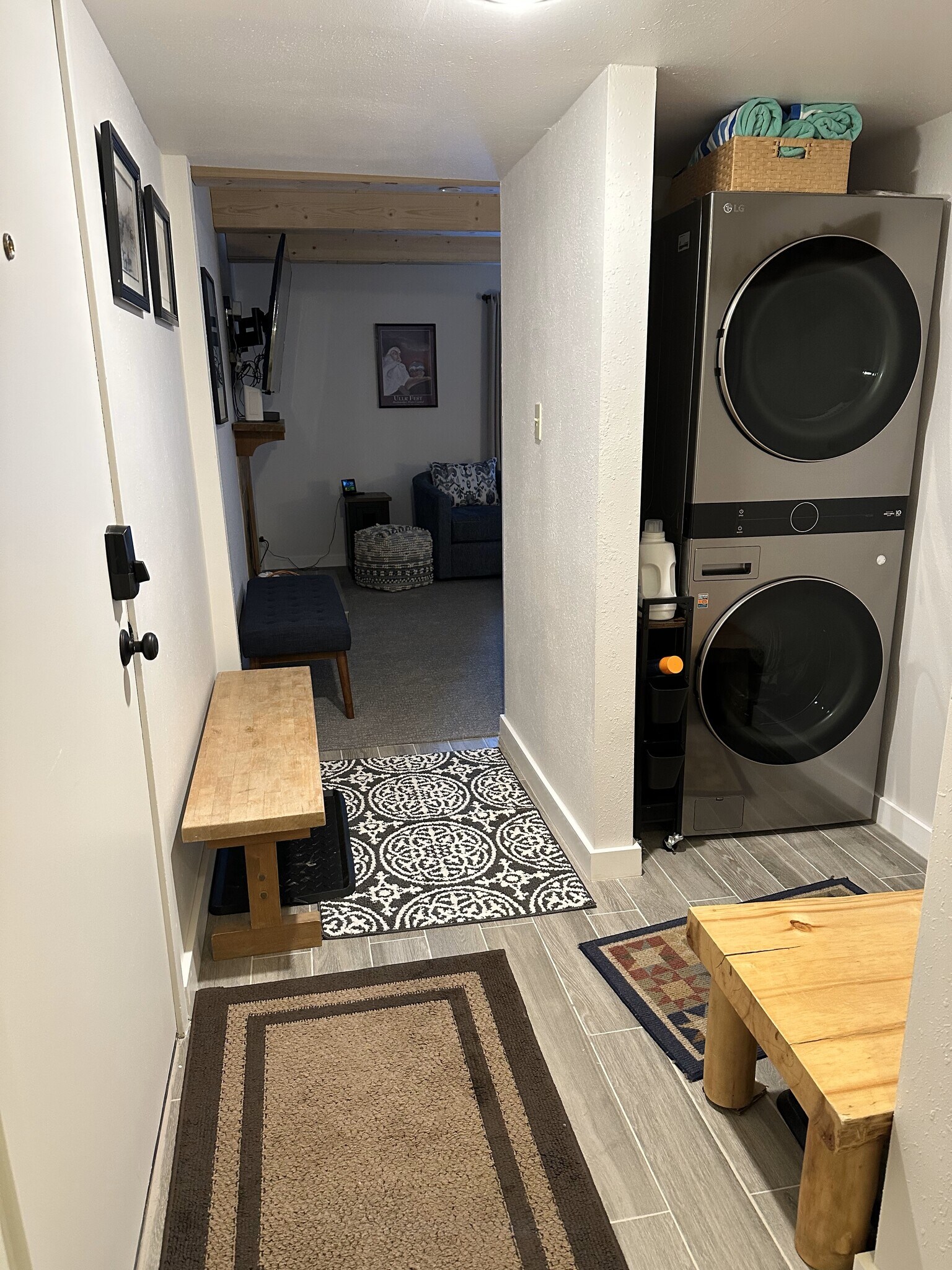 Washer dryer in Mudroom - 700 Snowberry Ln