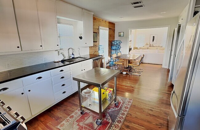 Building Photo - Updated & Modern Home Built in 1940's this...