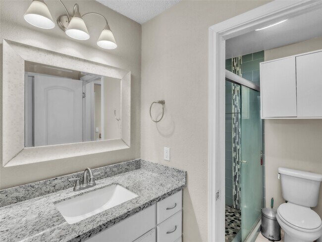 Building Photo - 7044 S Dairy Ashford Rd