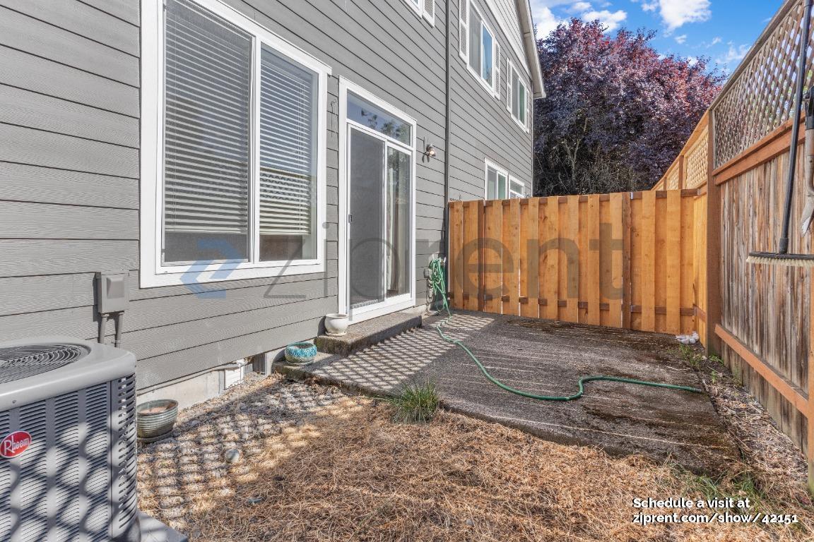 Building Photo - 5017 SW Wentworth Terrace