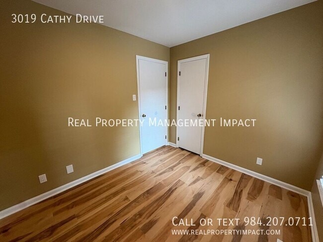 Building Photo - 3019 Cathy Dr