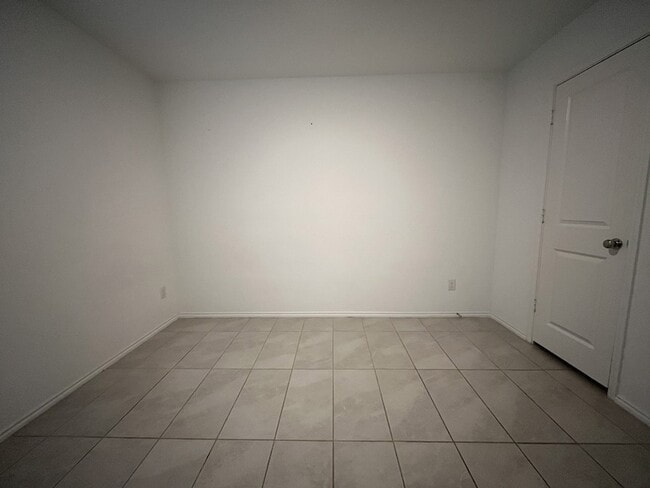 Building Photo - 3408 Harper St