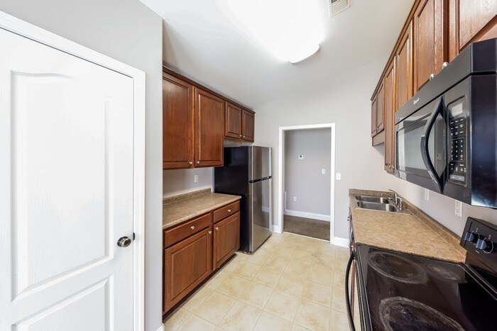 Building Photo - 254 Ivy Hills Cir