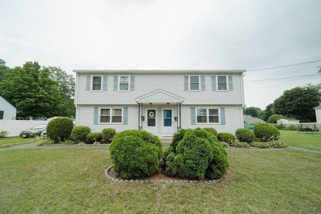 Primary Photo - 121 Otis St