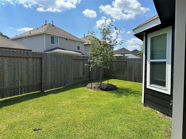 Building Photo - 2362 Tavo Trails Dr