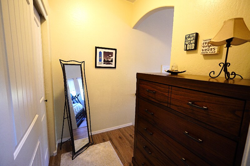 Building Photo - 957 Church Ln