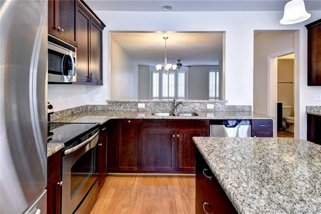 Building Photo - 105 Laydon Way