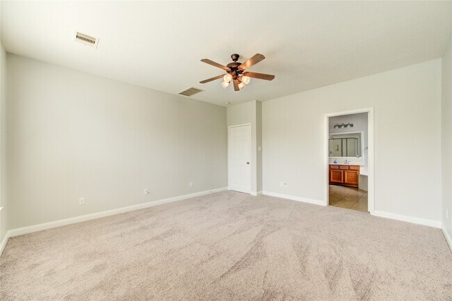 Building Photo - 5015 Shale Grove Ct