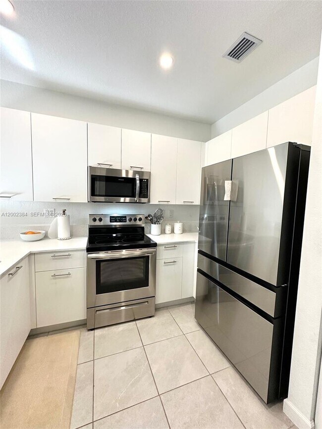 Building Photo - 12774 NW 23rd Pl