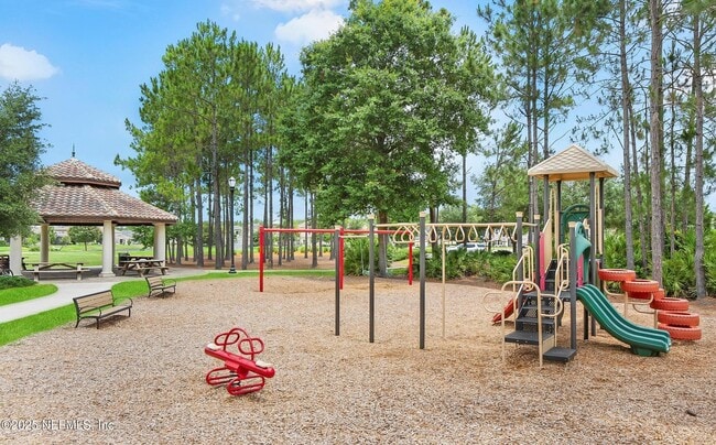 Building Photo - 57 Carina Trl