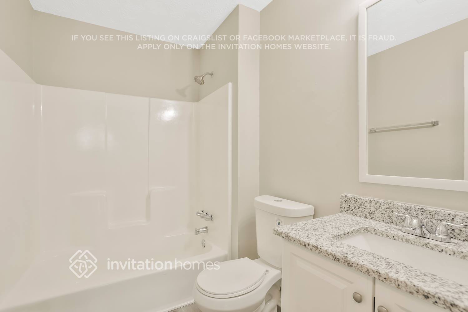 Building Photo - 5370 Zachary Dr