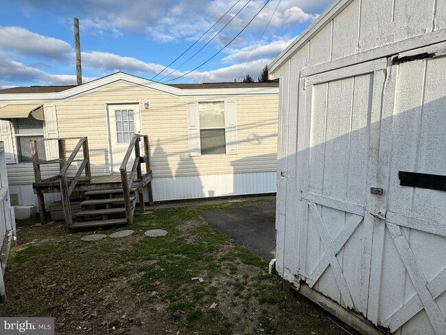 Building Photo - 2950 Concord Rd