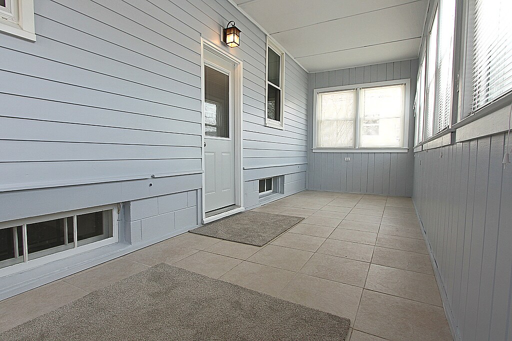 Three Season Sunroom - 1808 34th St