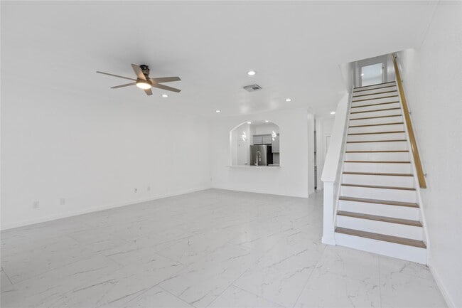 Building Photo - 6000 Reims Rd