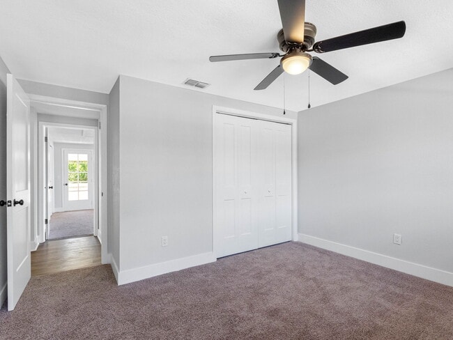 Building Photo - 15307 Summerwind Dr