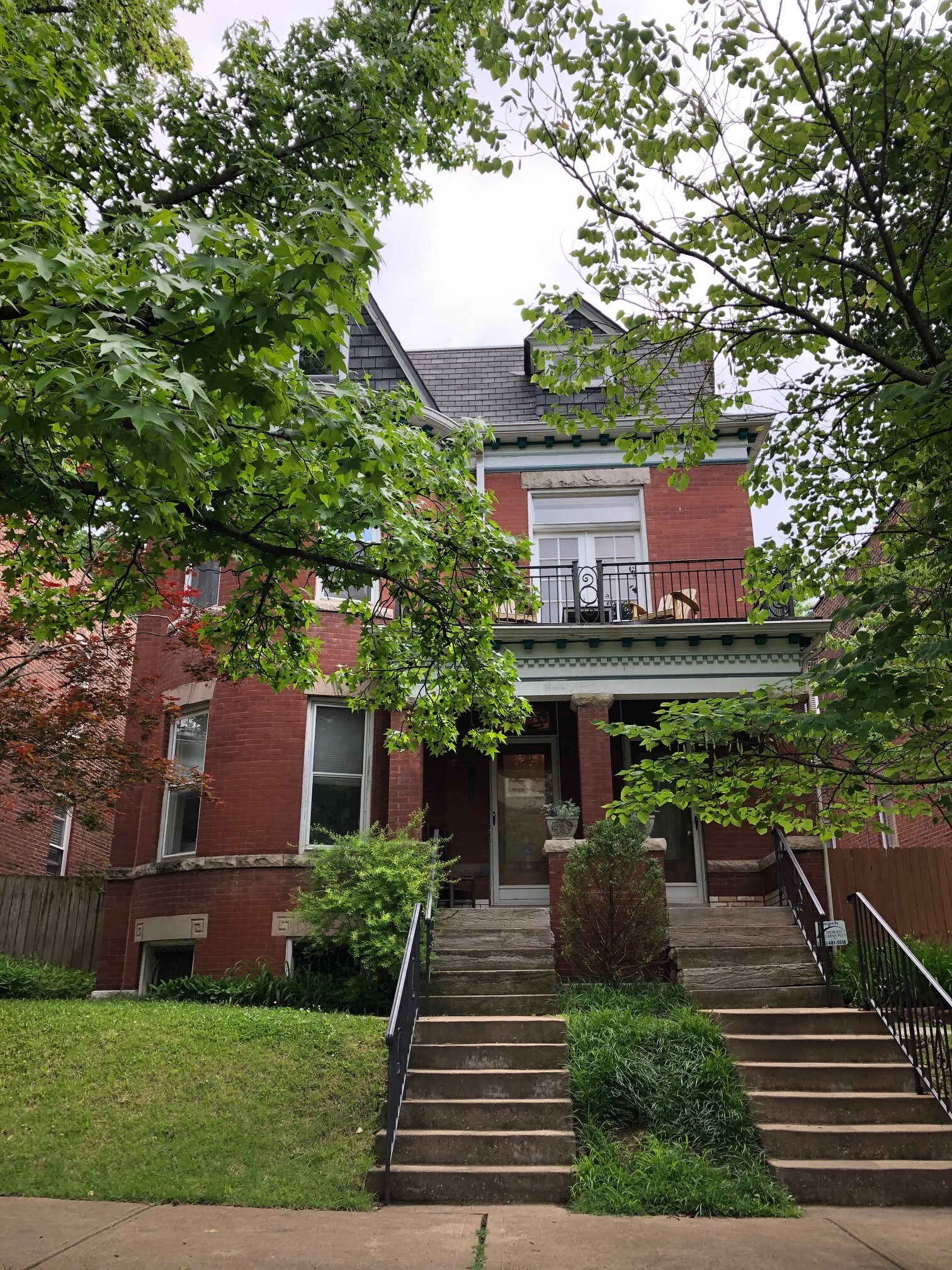 Building Photo - 3440 Pestalozzi St