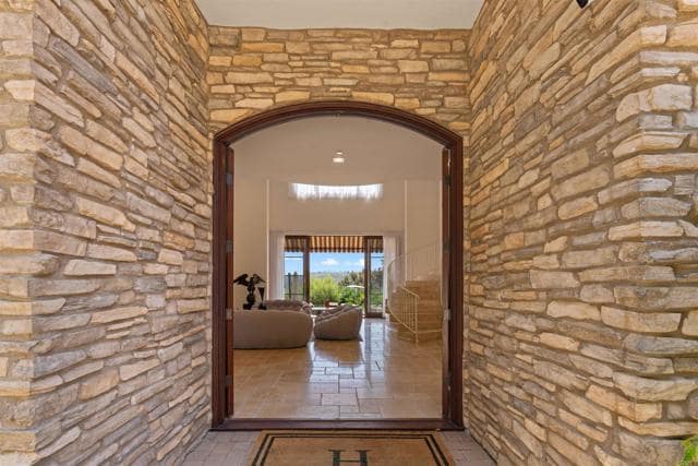 Building Photo - 5171 Del Mar Mesa Rd