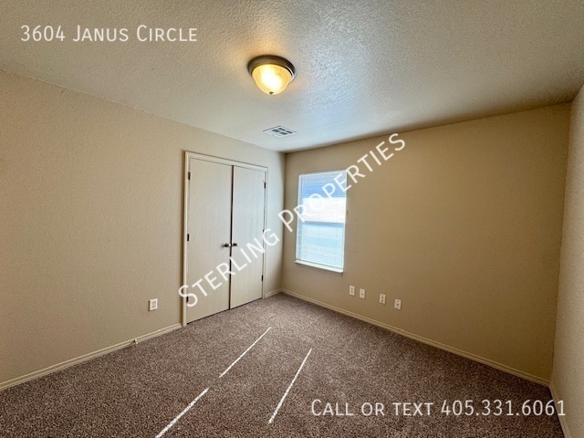 Building Photo - 3604 Janus