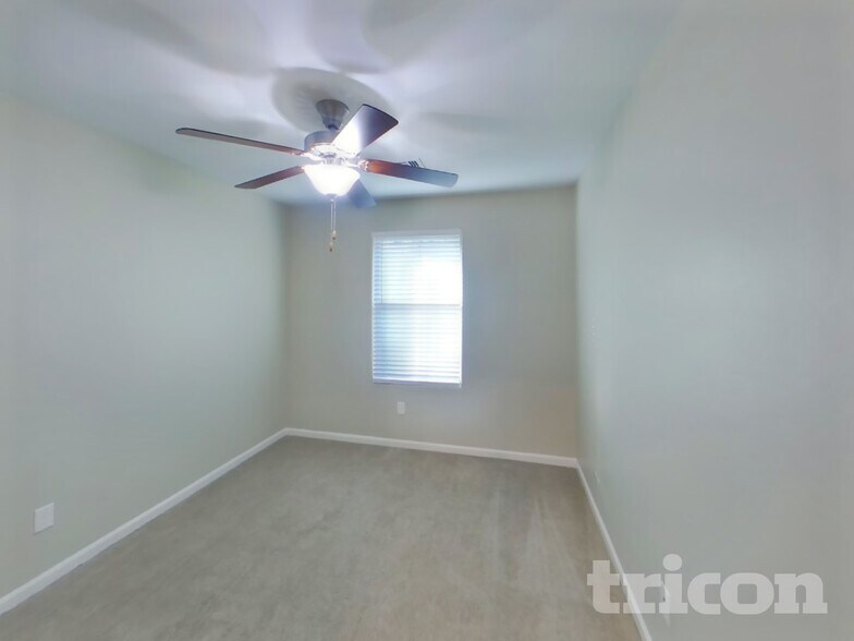 Building Photo - 12578 W Steed Ridge