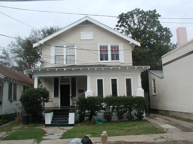 Building Photo - 4417 Chestnut St