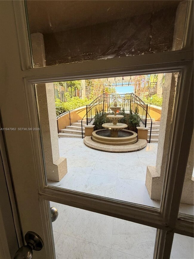 Building Photo - 2941 NE 185th St