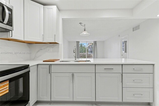 Building Photo - 406 NW 68th Ave