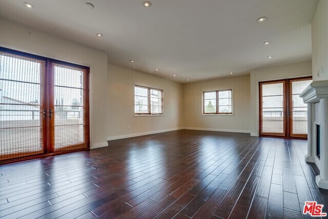 Primary Photo - 10707 Missouri Ave