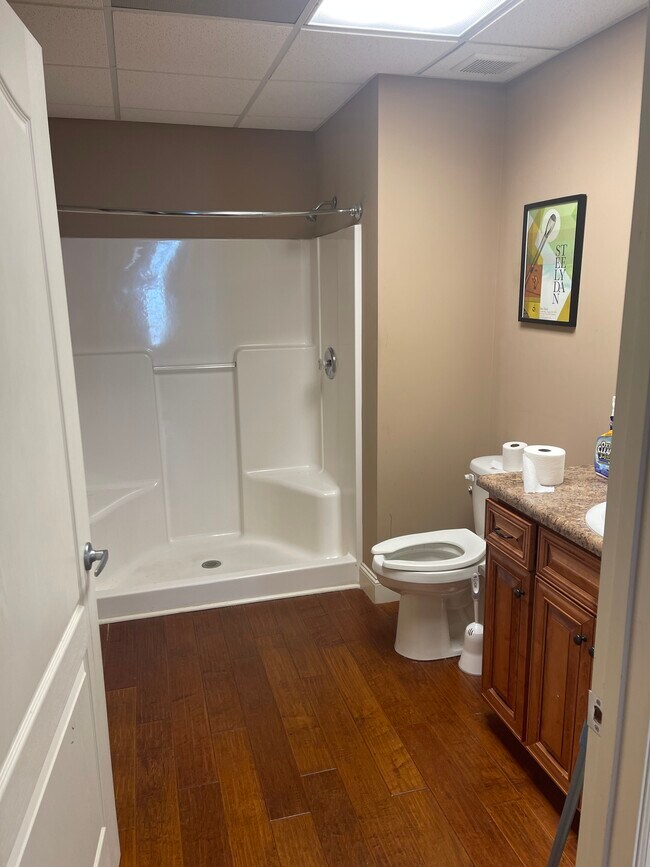 Building Photo - 7832 Wells St