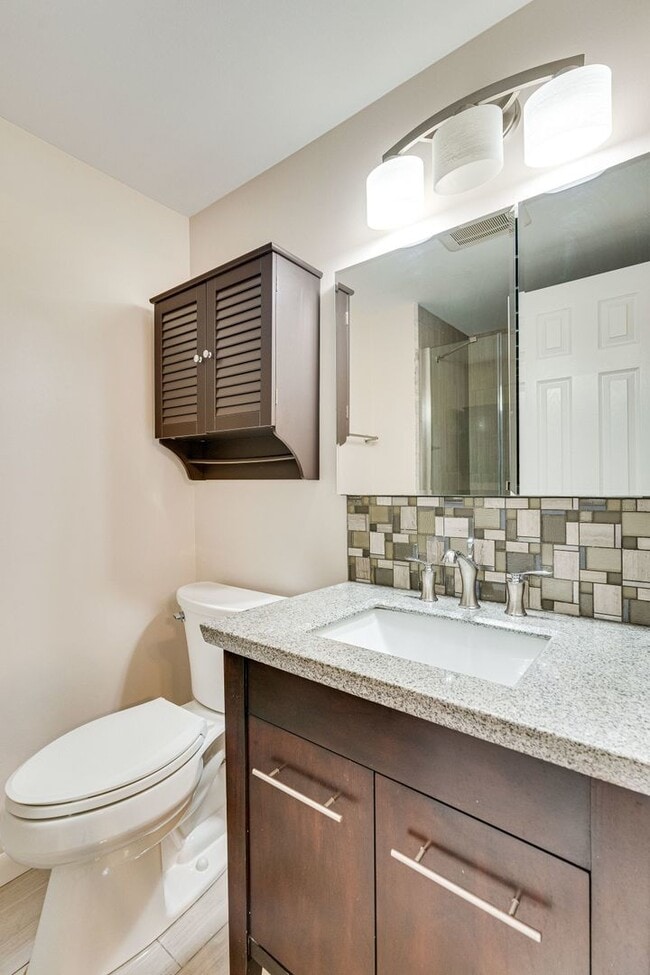 Building Photo - 4228 San Carlos Dr