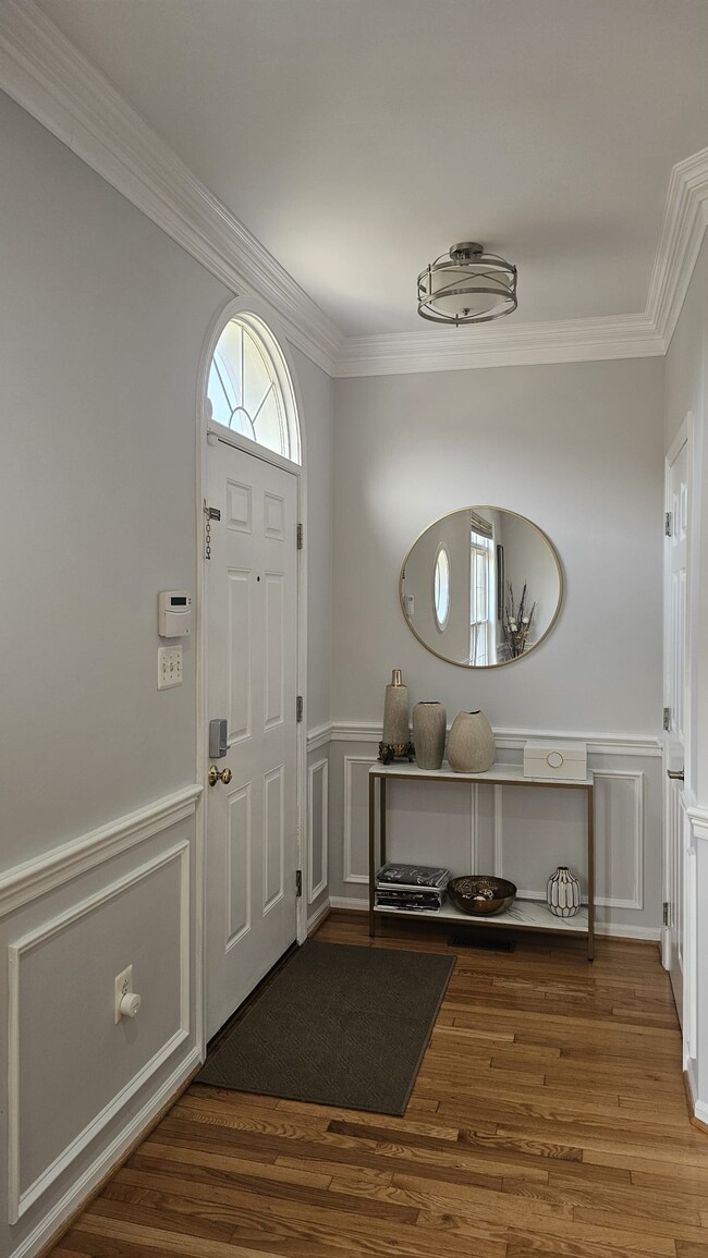 Building Photo - 7334 Hampton Manor Pl