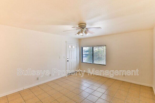 Building Photo - 330 S Beck Ave