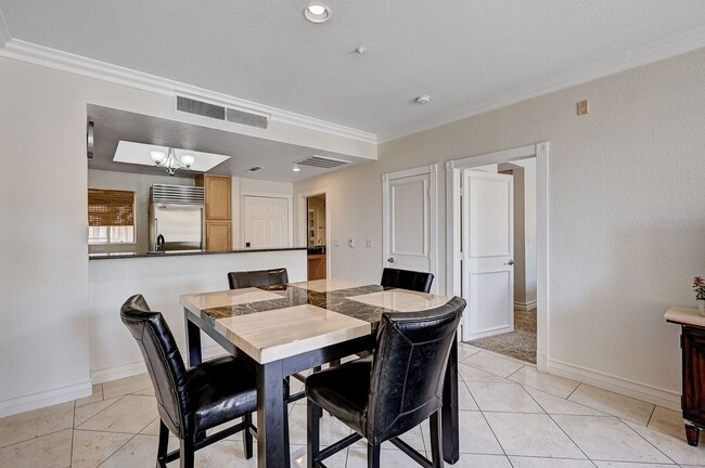 Building Photo - Luxurious Meridian Condo. Live 24/7 Guard ...