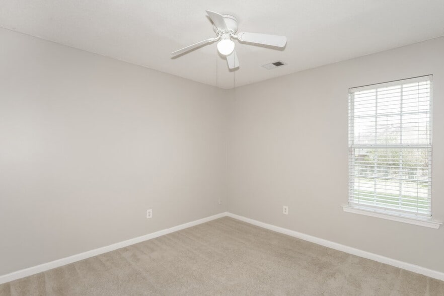 Building Photo - 11626 Mahogany Dr